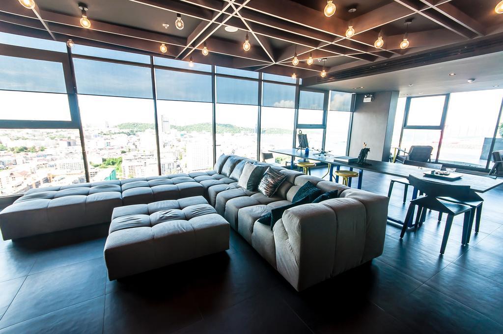 Central Pattaya Residence-The Base Condo Ngoại thất bức ảnh